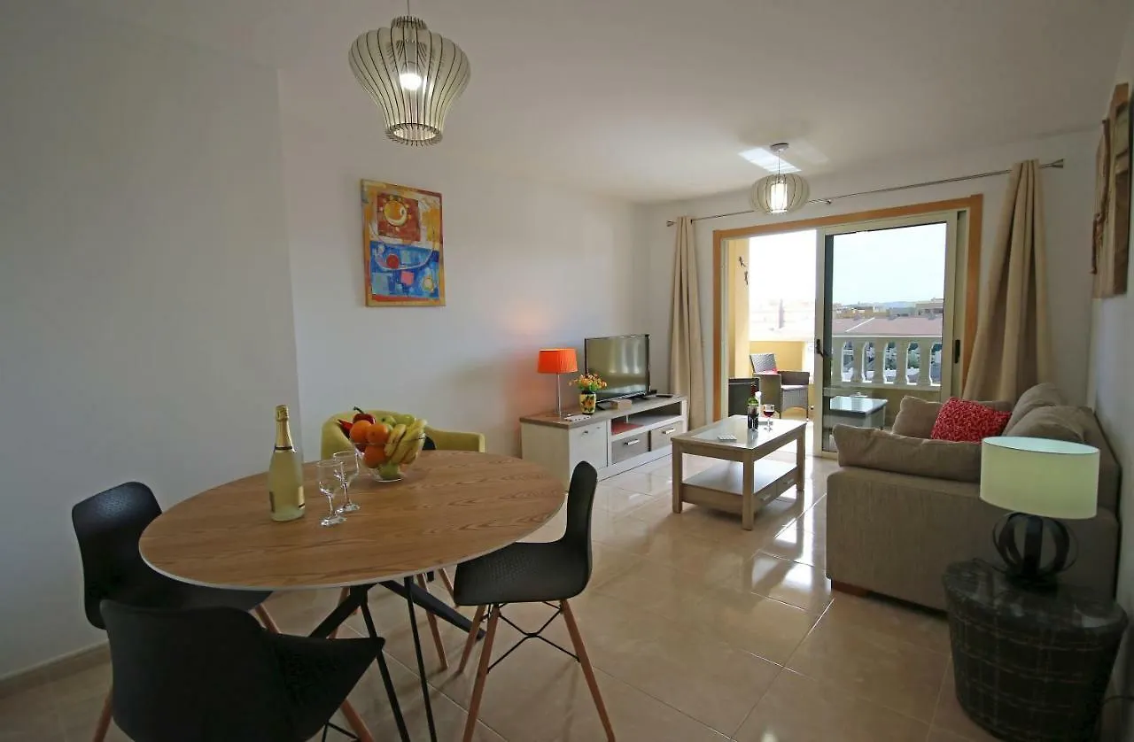 La Perla Sea View, Pool, Parking And Wifi Apartment El Medano  0*, El Medano (Tenerife)