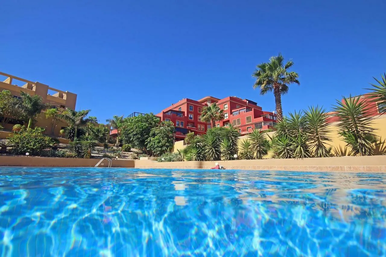 La Perla Sea View, Pool, Parking And Wifi contacts
